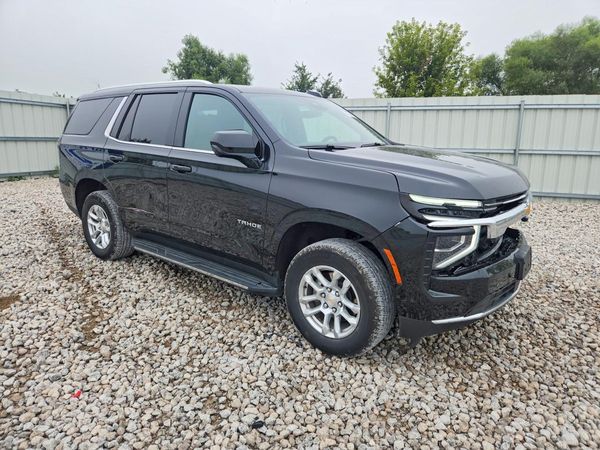 2025 CHEVROLET TAHOE LT — Passenger 3/4