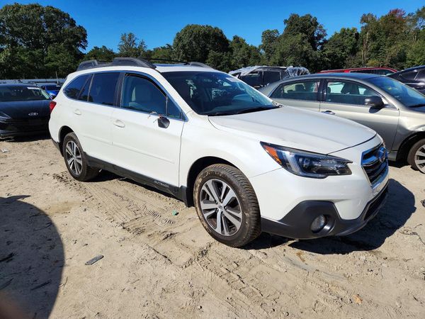 2018 SUBARU OUTBACK Limited+M/R+ES+NAVI — Passenger 3/4