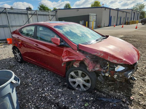 2012 HYUNDAI ELANTRA GLS(Middle grade) — Passenger 3/4