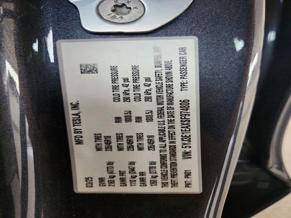 2025 TESLA MODEL 3 — VINS