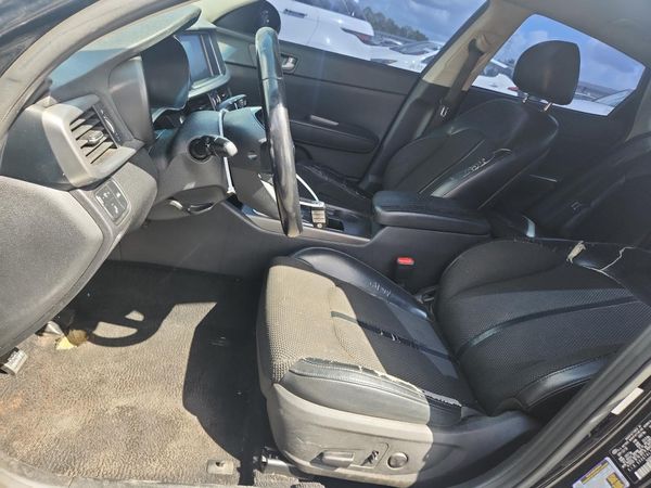 2019 KIA OPTIMA — DENT