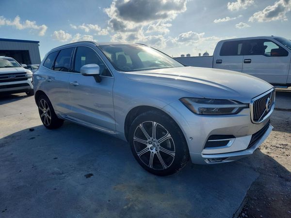 2018 VOLVO XC60 Inscription — Passenger 3/4