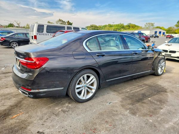 2017 BMW 750 — PSRA