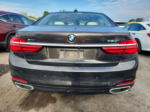 2017 BMW 750 — DIRR