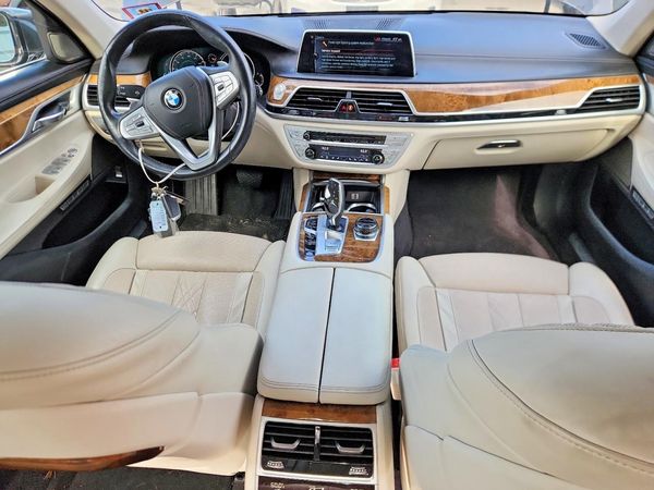 2017 BMW 750 — CKPT