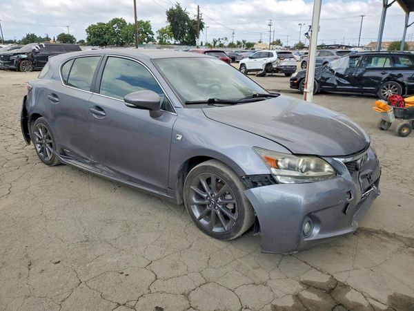 2013 LEXUS CT — Passenger 3/4
