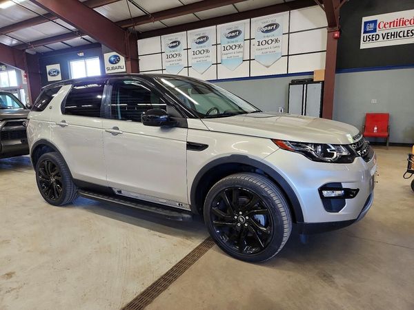 2017 LAND ROVER DISCOVERY SPORT HSE — Passenger 3/4
