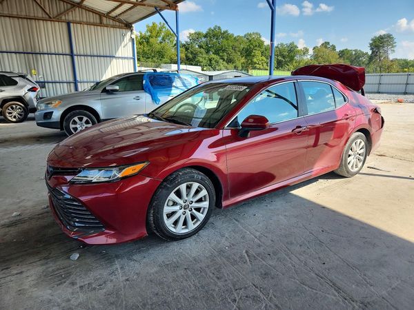 2019 TOYOTA CAMRY