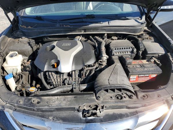 2012 HYUNDAI SONATA Middle level