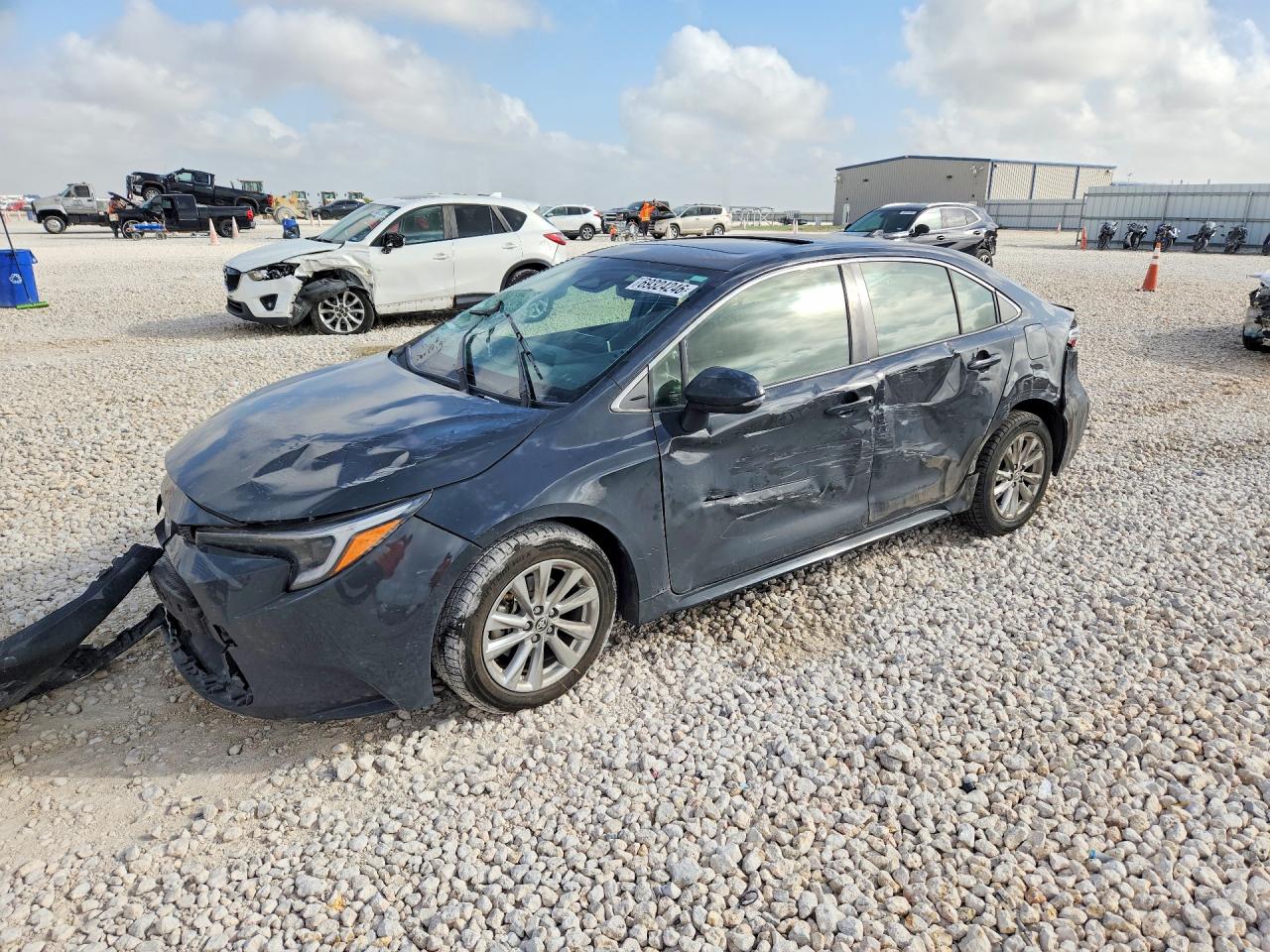 2024 TOYOTA COROLLA — Front 3/4