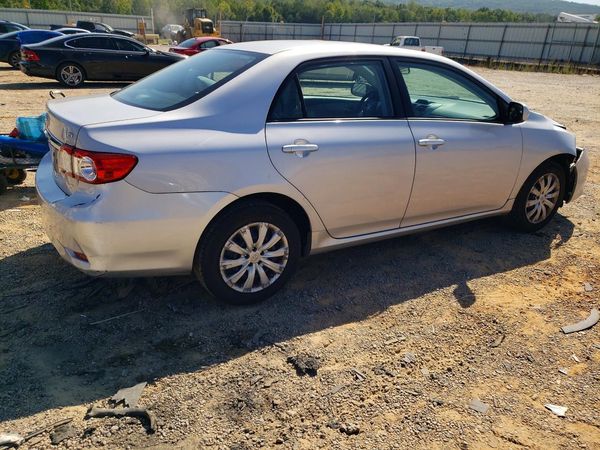 2012 TOYOTA COROLLA