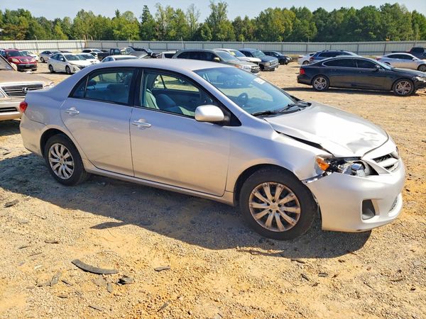 2012 TOYOTA COROLLA
