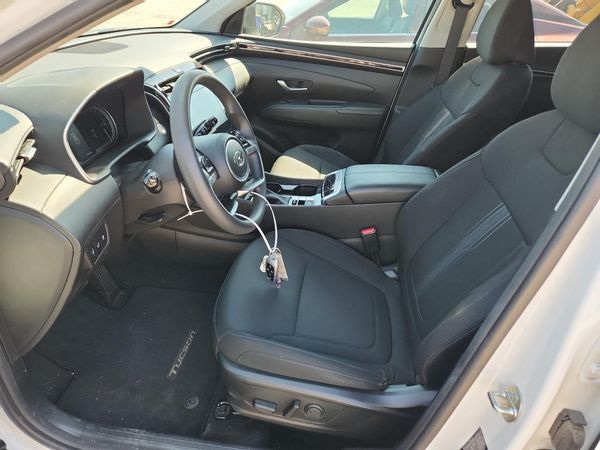2024 HYUNDAI TUCSON SEL — DENT