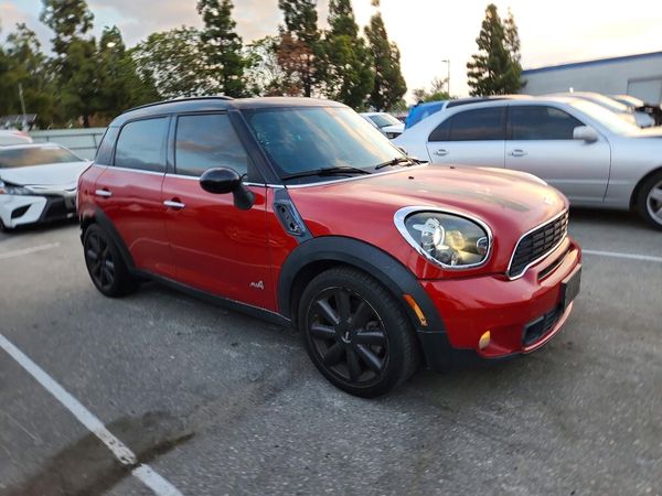 2013 MINI COOPER — Passenger 3/4