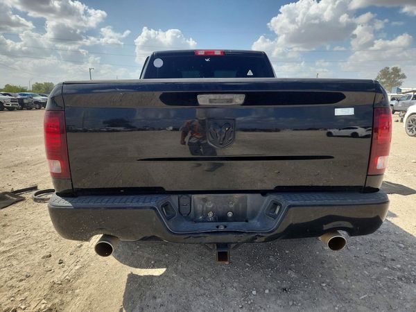 2014 RAM 1500 ST