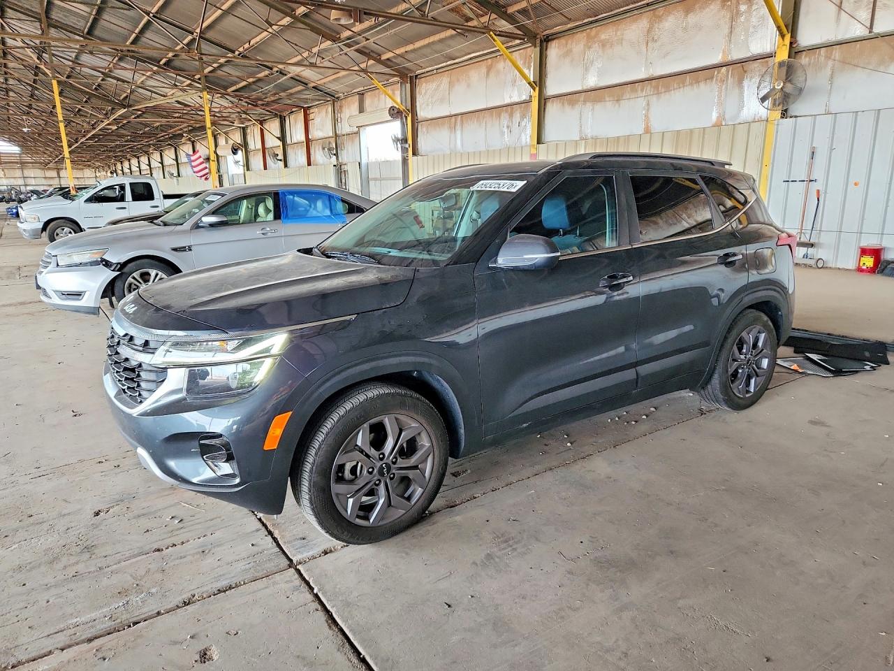 2024 KIA SELTOS — Front 3/4