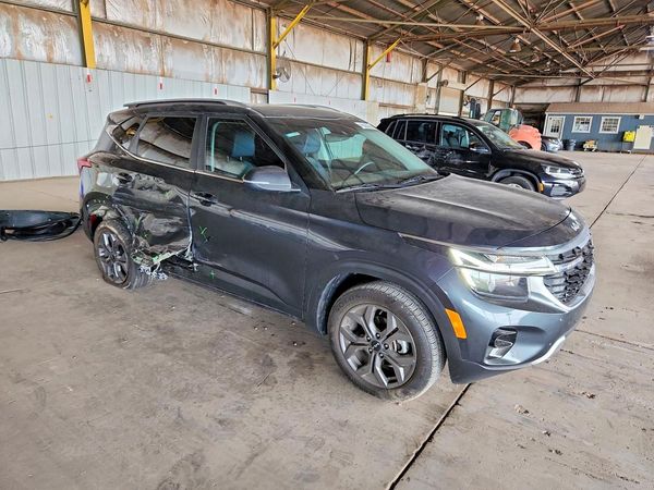 2024 KIA SELTOS — Passenger 3/4