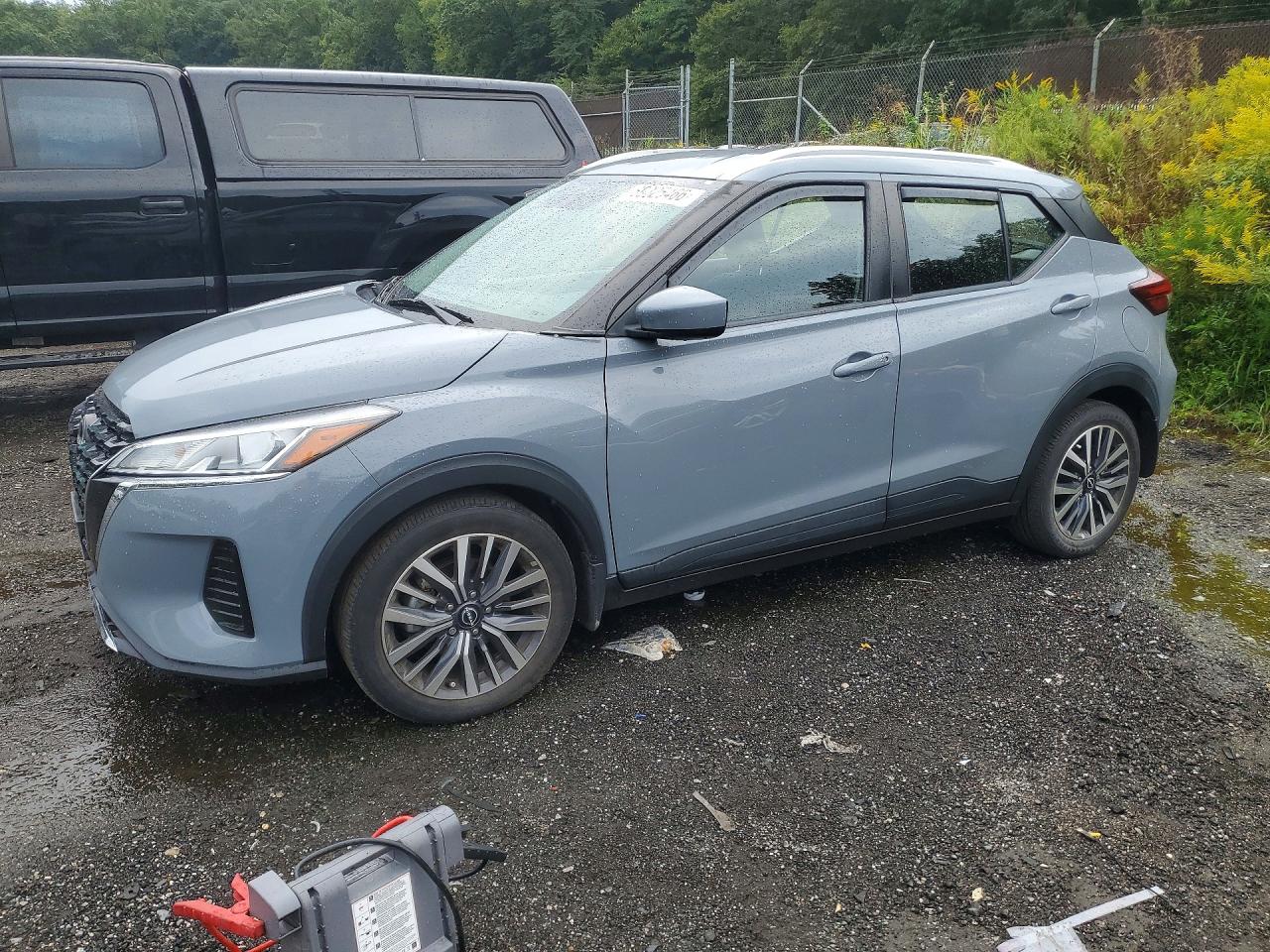 2022 NISSAN KICKS SV — Front 3/4