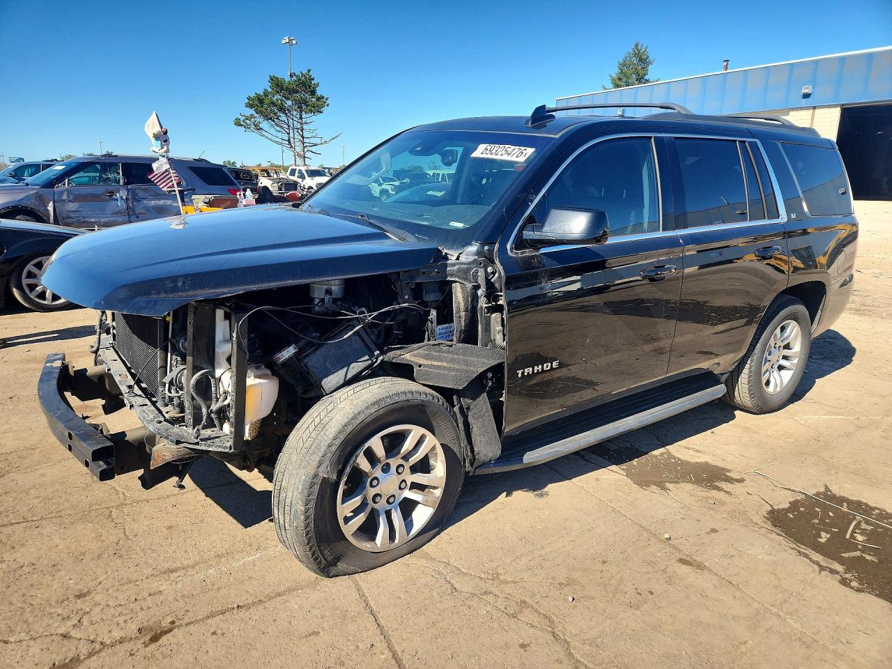 2017 CHEVROLET TAHOE LT — Front 3/4