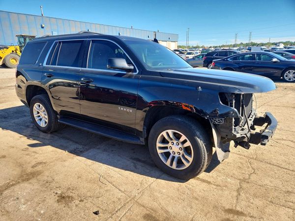 2017 CHEVROLET TAHOE LT — Passenger 3/4