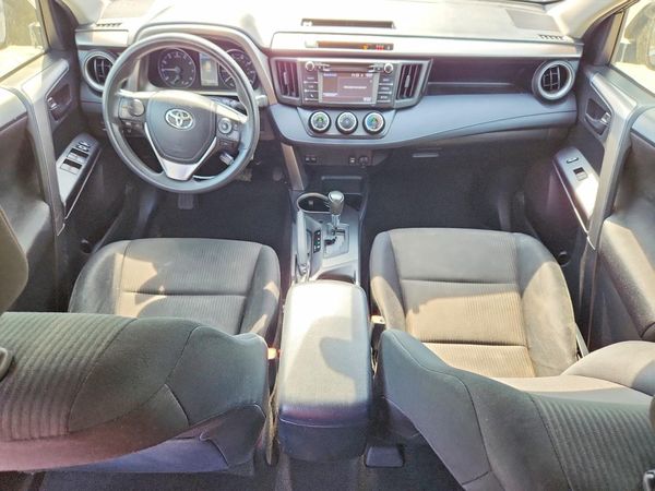 2017 TOYOTA RAV4 LE