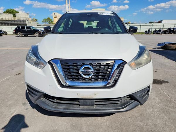 2020 NISSAN KICKS