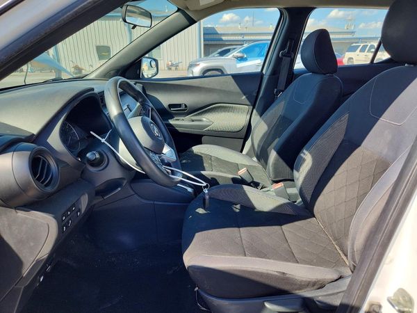2020 NISSAN KICKS