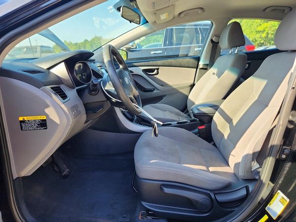 2014 HYUNDAI ELANTRA — DENT