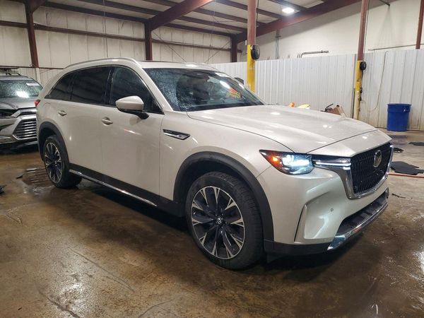 2024 MAZDA CX-90 — Passenger 3/4