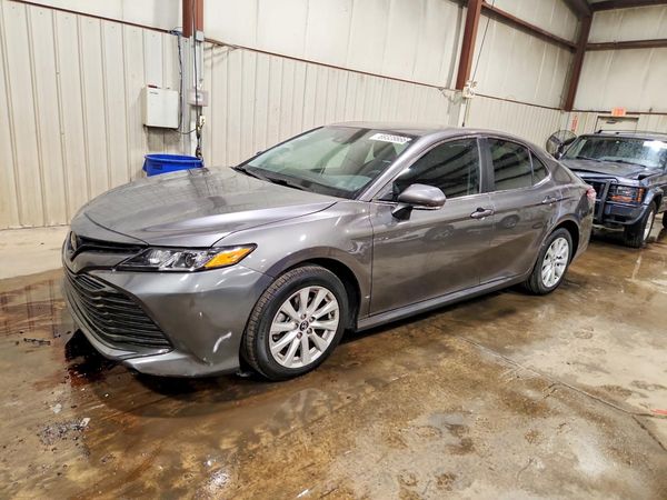 2019 TOYOTA CAMRY — DSFA — Front 3/4