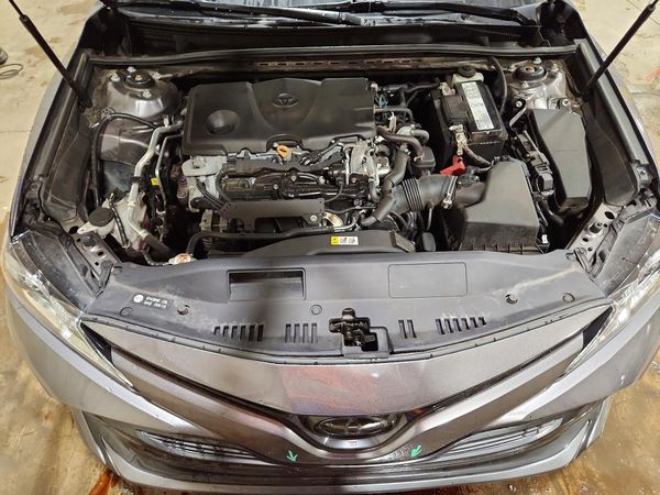 2019 TOYOTA CAMRY L/LE/SE/XLE — Engine bay