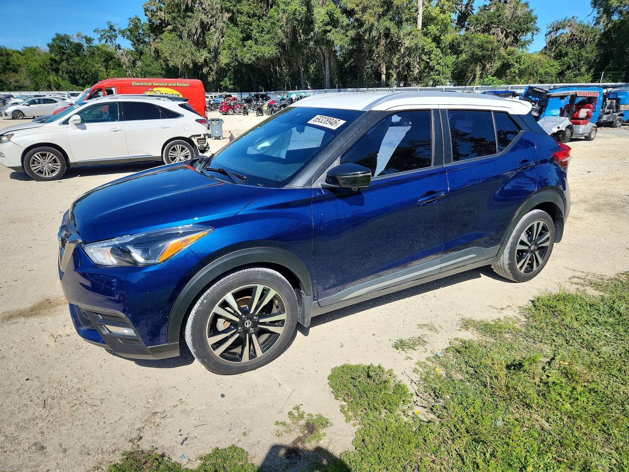 2020 NISSAN KICKS — Front 3/4
