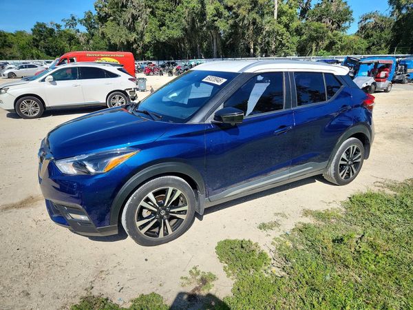 2020 NISSAN KICKS — Front 3/4