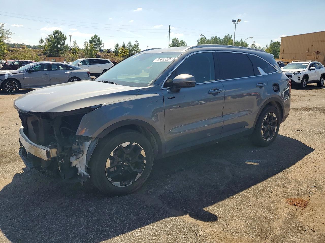 2024 KIA SORENTO S — Front 3/4
