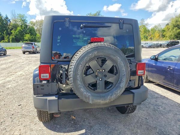 2012 JEEP WRANGLER Sahara — DIRR