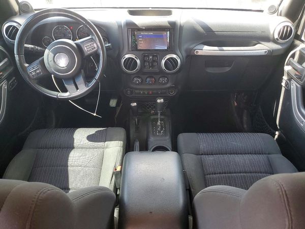 2012 JEEP WRANGLER Sahara — CKPT