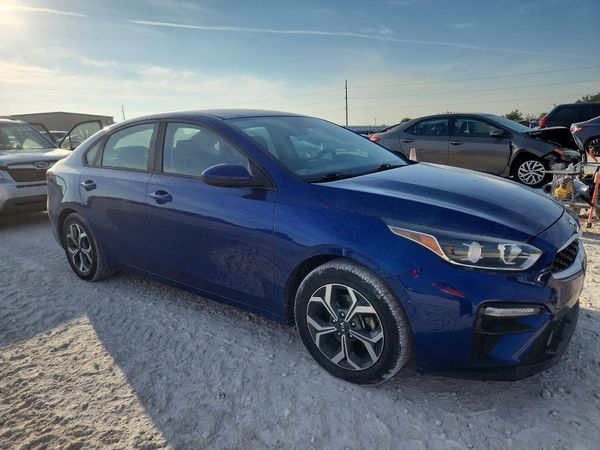 2019 KIA FORTE FE/LX/LXS — Passenger 3/4