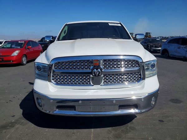 2014 RAM 1500 Laramie