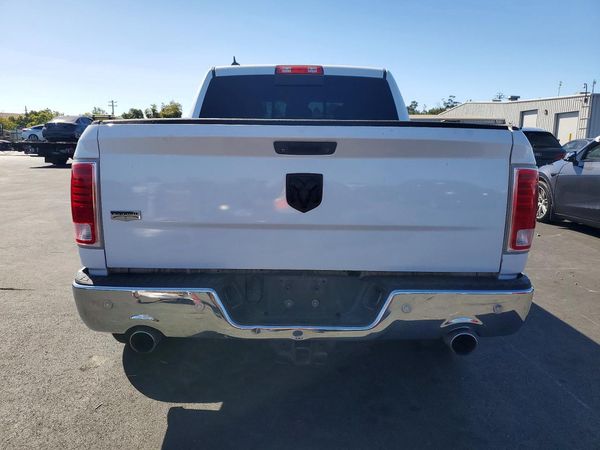 2014 RAM 1500 Laramie
