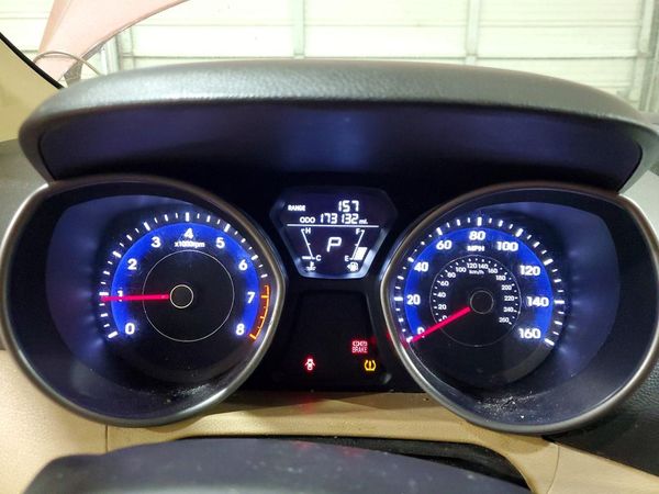 2013 HYUNDAI ELANTRA — ODOM