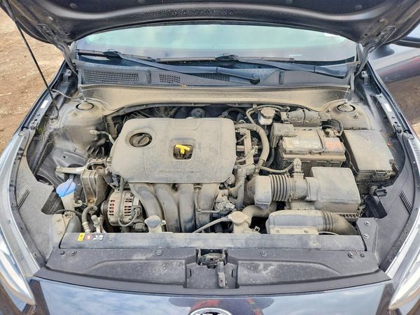 2019 KIA FORTE — Engine bay