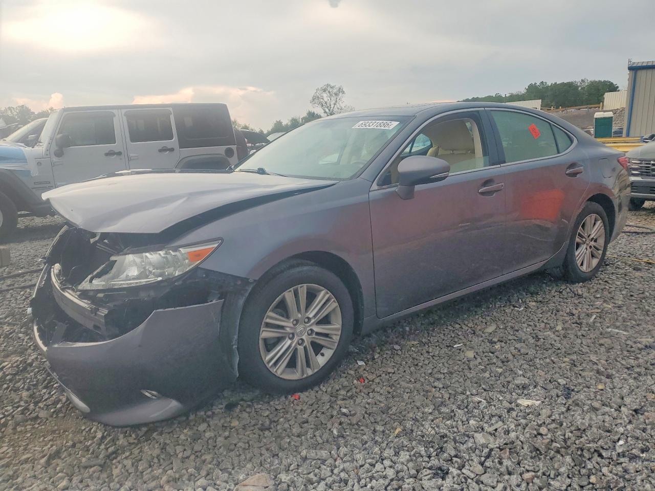 2014 LEXUS ES 350 — Front 3/4