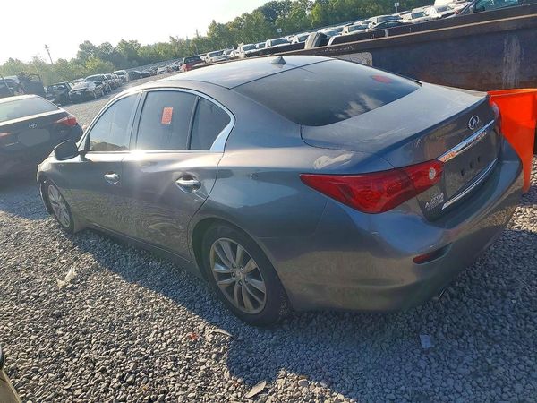 2015 INFINITI Q50 — DSRA