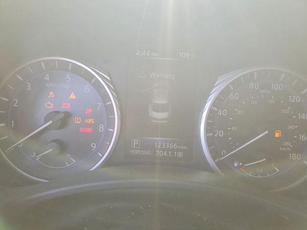 2015 INFINITI Q50 — ODOM