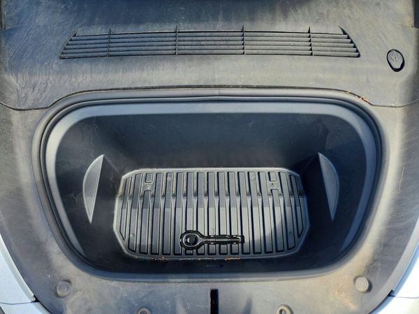 2023 TESLA MODEL Y — Engine bay