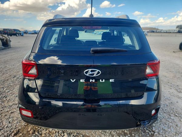 2025 HYUNDAI VENUE SEL, Limited — DIRR