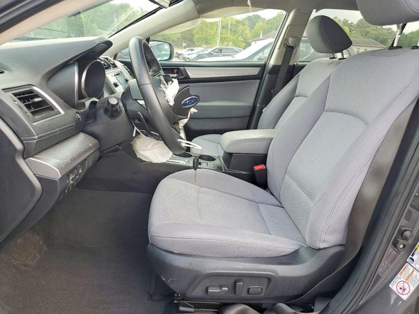 2019 SUBARU OUTBACK — DENT