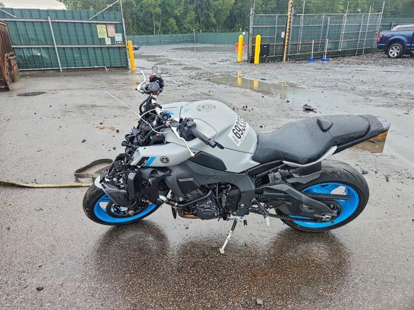 2025 YAMAHA MTN1000 — LSDT