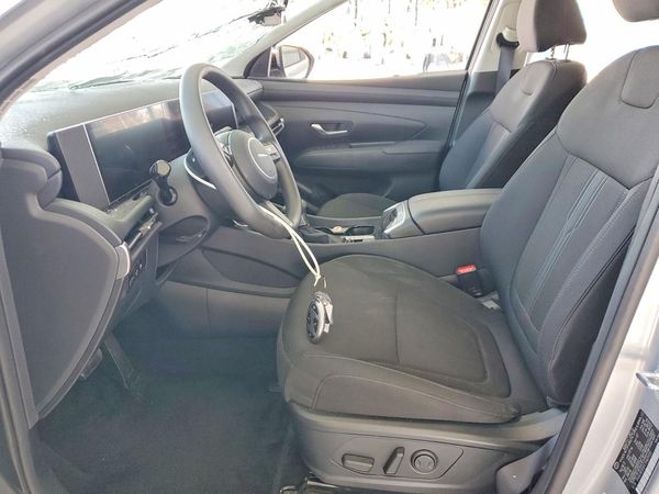2026 HYUNDAI TUCSON SEL, SEL Plus — DENT