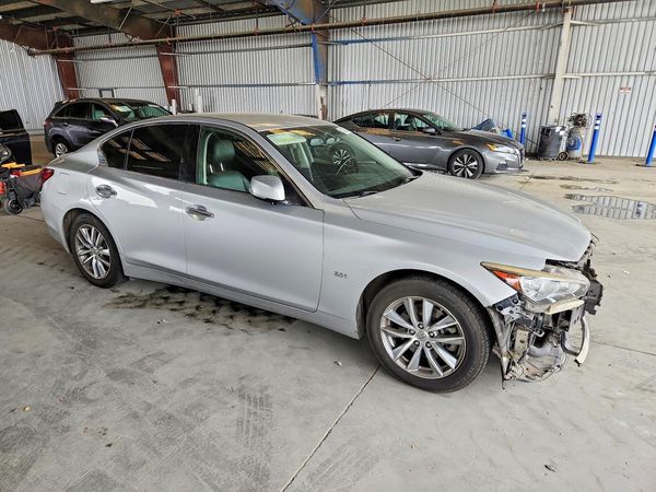 2018 INFINITI Q50